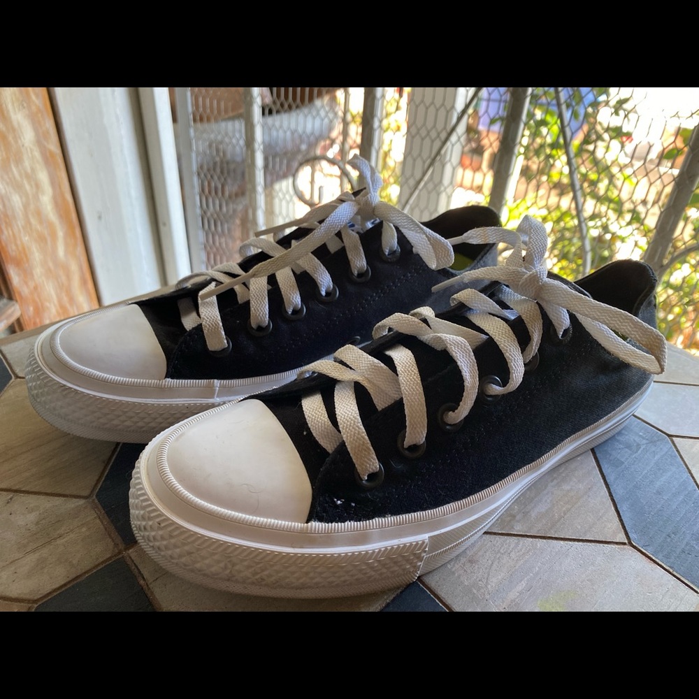 Unisex Black All Star Converse
